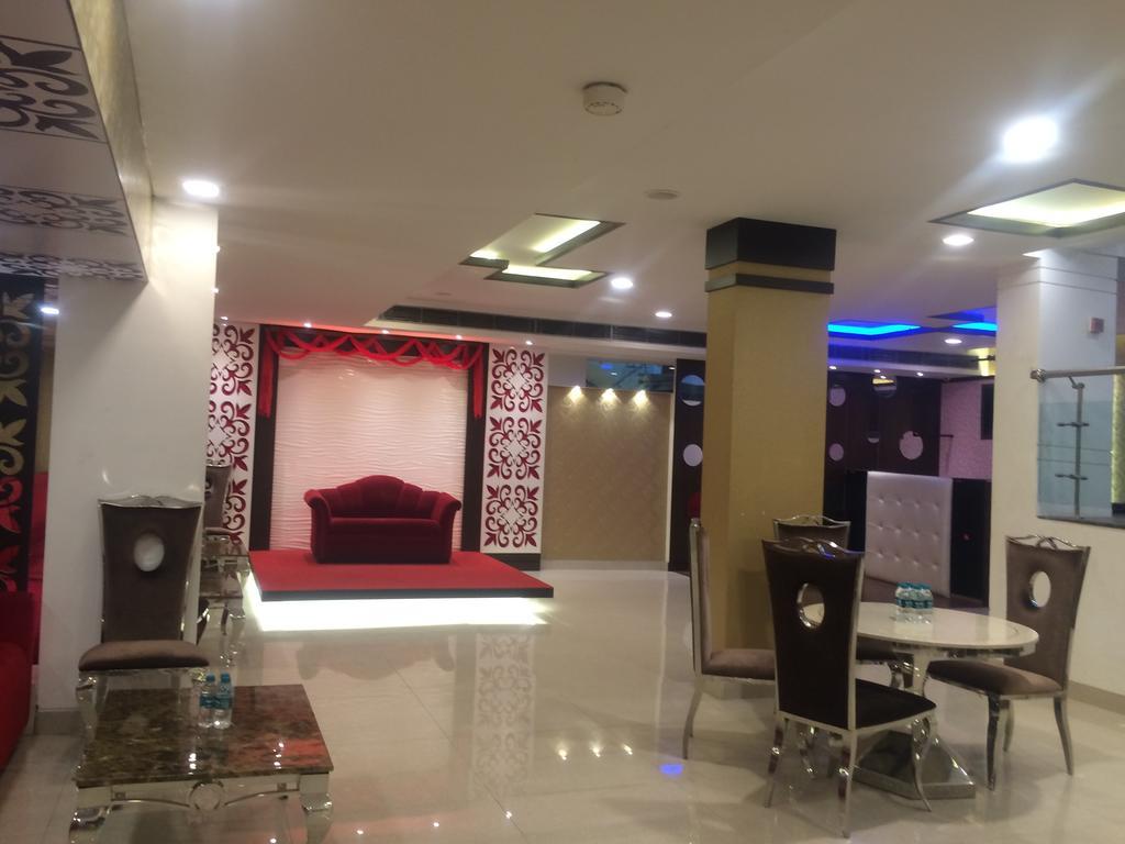 Fabhotel D75 At Residency Ghaziabad Exterior foto